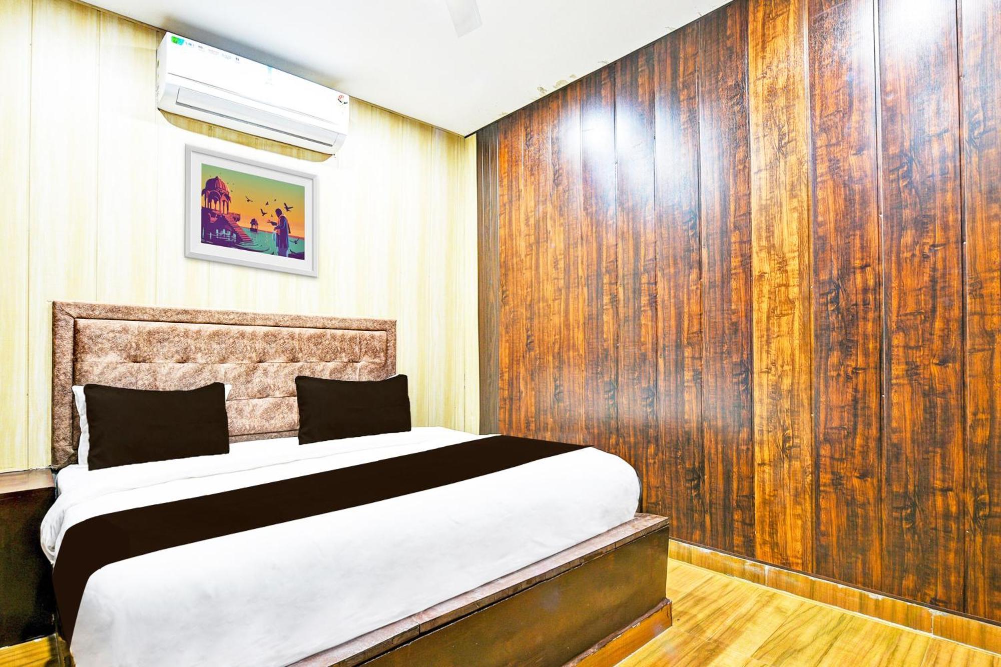 Hotel O Lavish 法里达巴德 外观 照片